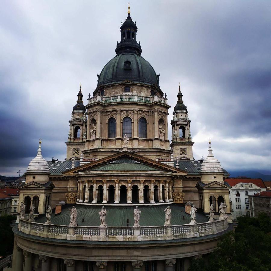 Helena Apartment With View On St. Stephan'S Basilica Budapest Exterior photo