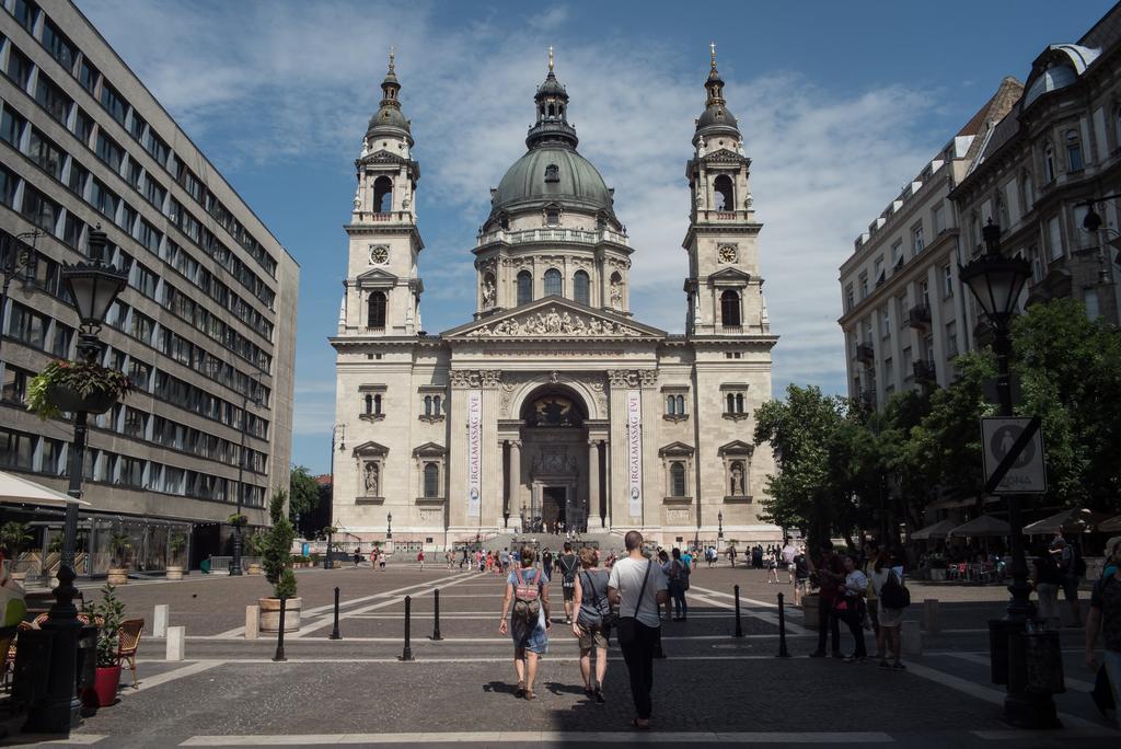 Helena Apartment With View On St. Stephan'S Basilica Budapest Exterior photo