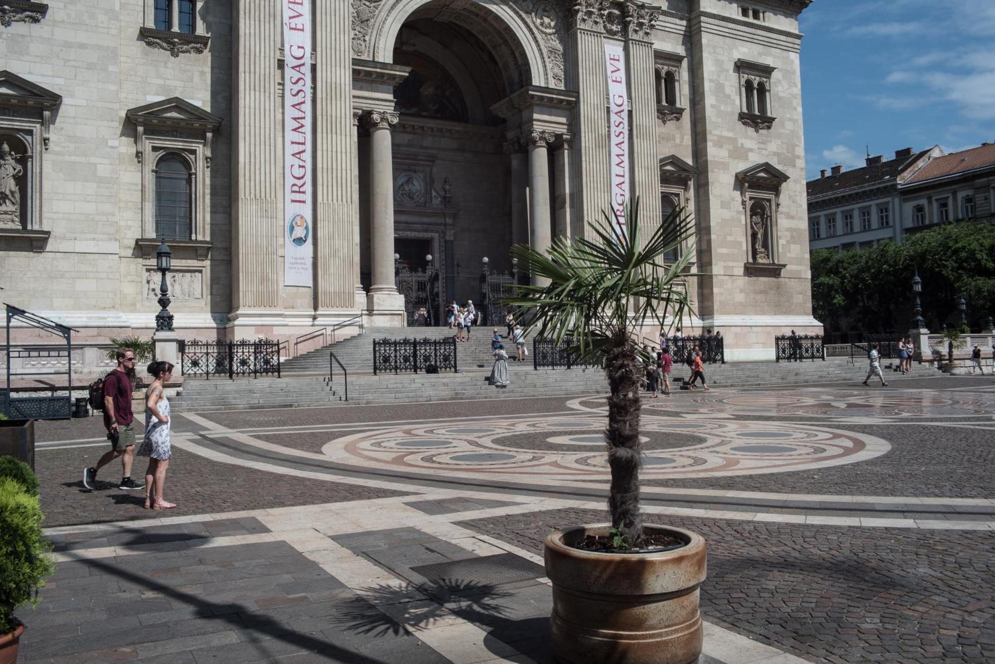 Helena Apartment With View On St. Stephan'S Basilica Budapest Exterior photo